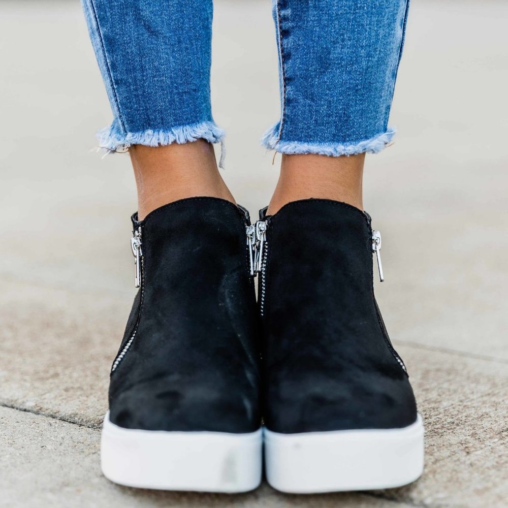 NEW🔥 Side Zip Wedge Heel Platform Sneaker Booties - Picture 3 of 10